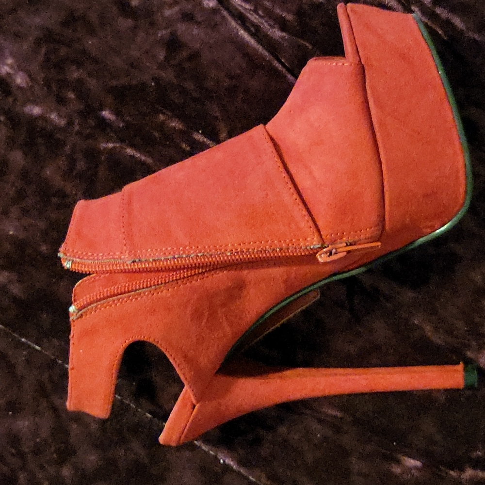 Amorette shoe